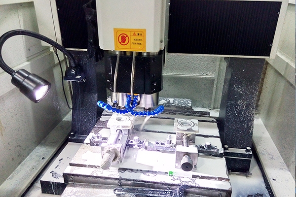 机加工厂家的智能制造解决方案(智能加工生产线百度百科)
